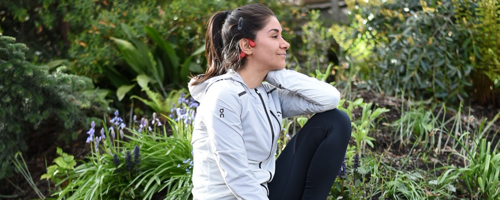 Runner preparing for a run